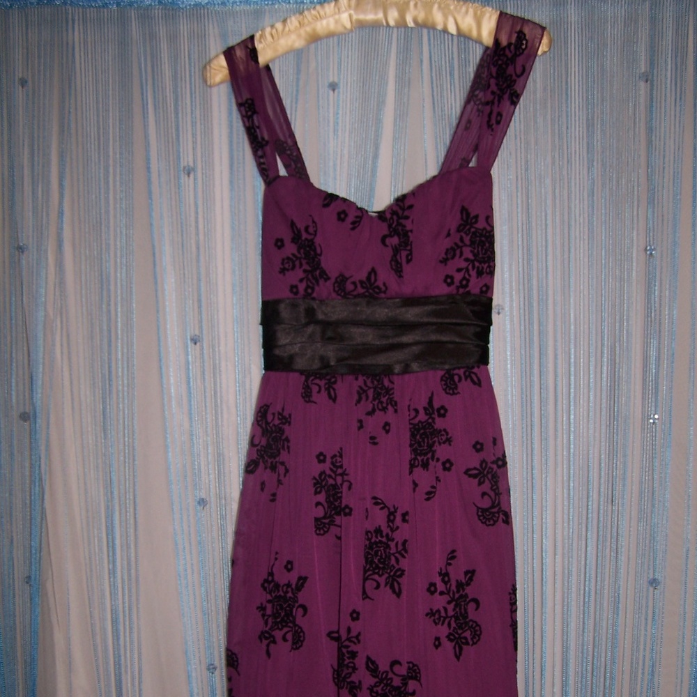 Trixxi Purple Semi Formal w Black Flocking Sz M